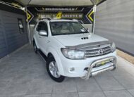 2011 TOYOTA FORTUNER 3.0D-4D R/B