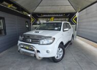 2011 TOYOTA FORTUNER 3.0D-4D R/B