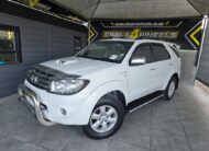 2011 TOYOTA FORTUNER 3.0D-4D R/B