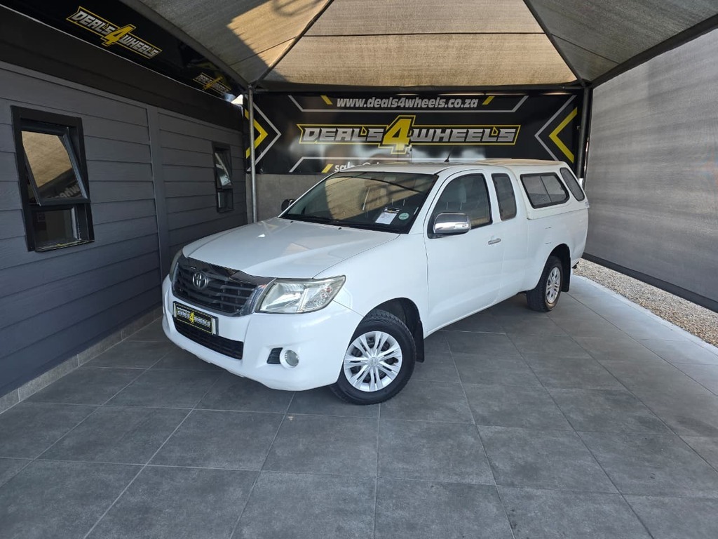 2011 TOYOTA HILUX 2.5 D-4D SRX XTRA CAB P/U S/C