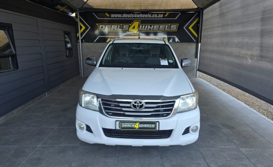 2011 TOYOTA HILUX 2.5 D-4D SRX XTRA CAB P/U S/C