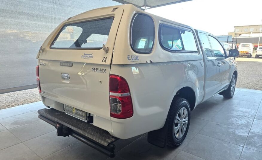 2011 TOYOTA HILUX 2.5 D-4D SRX XTRA CAB P/U S/C