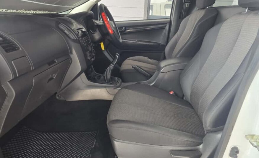 2015 ISUZU KB 250 D-TEQ LE P/U S/C