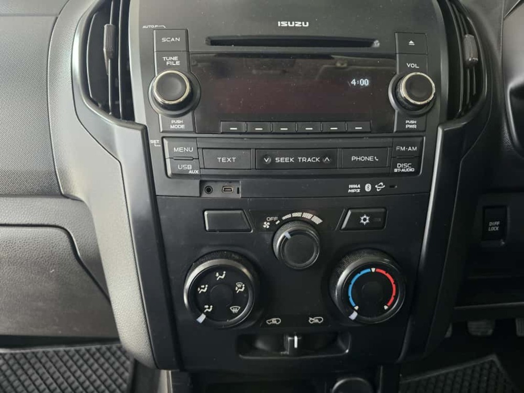 2015 ISUZU KB 250 D-TEQ LE P/U S/C