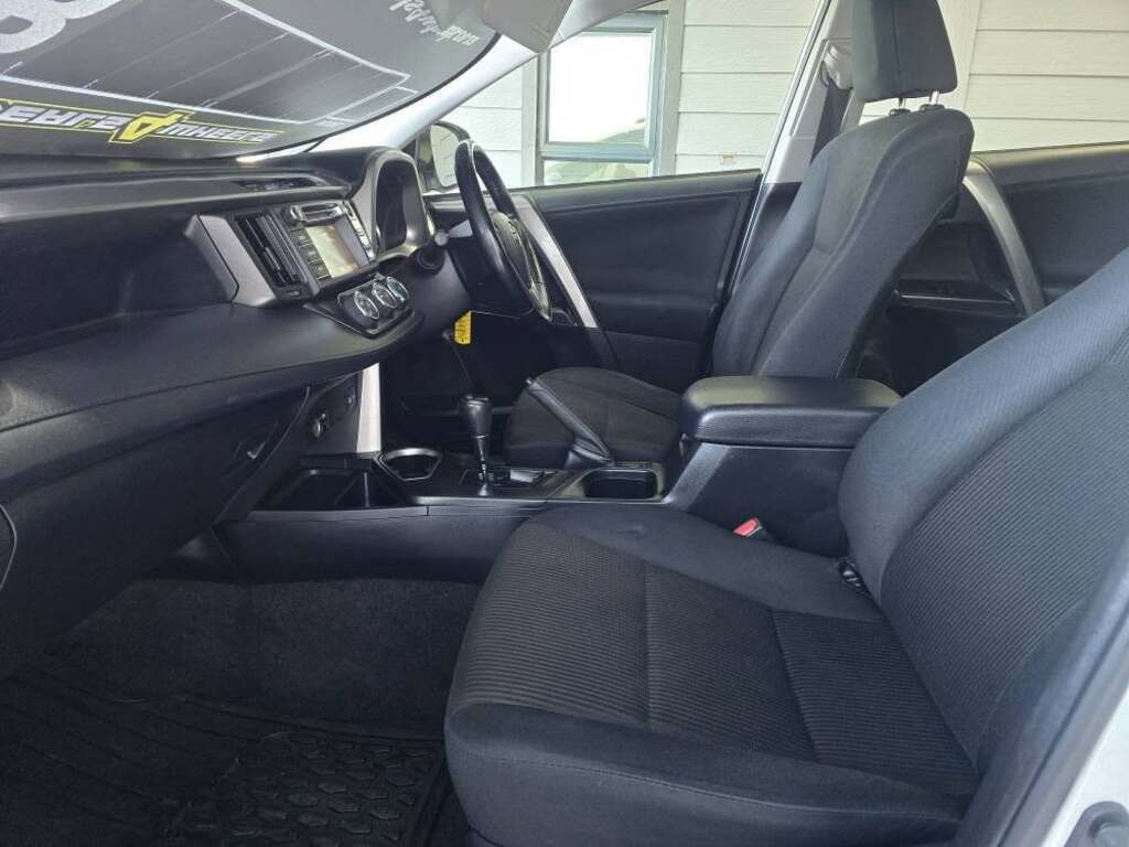 2017 TOYOTA RAV4 2.0 GX A/T