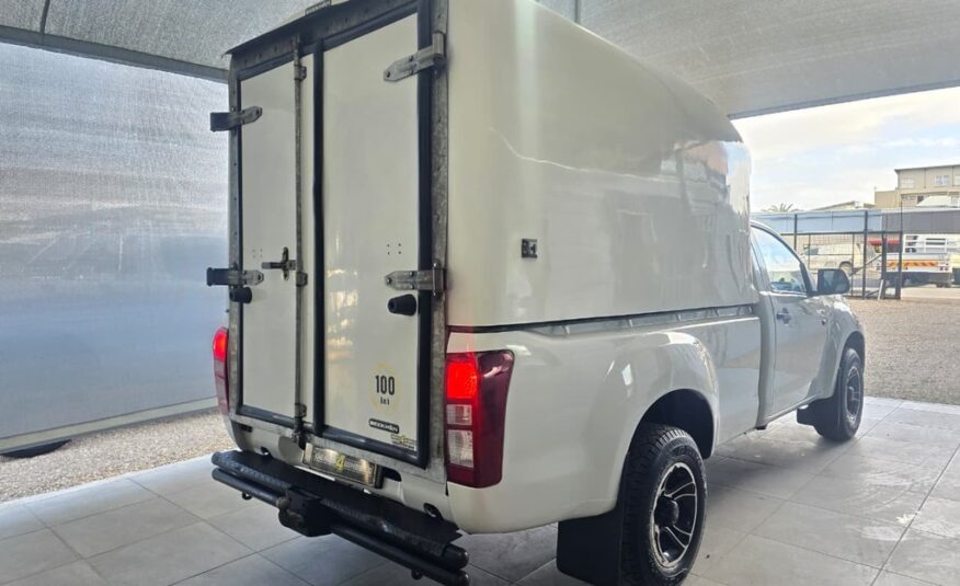 2013 ISUZU KB 250D LEED FLEETSIDE P/U S/C