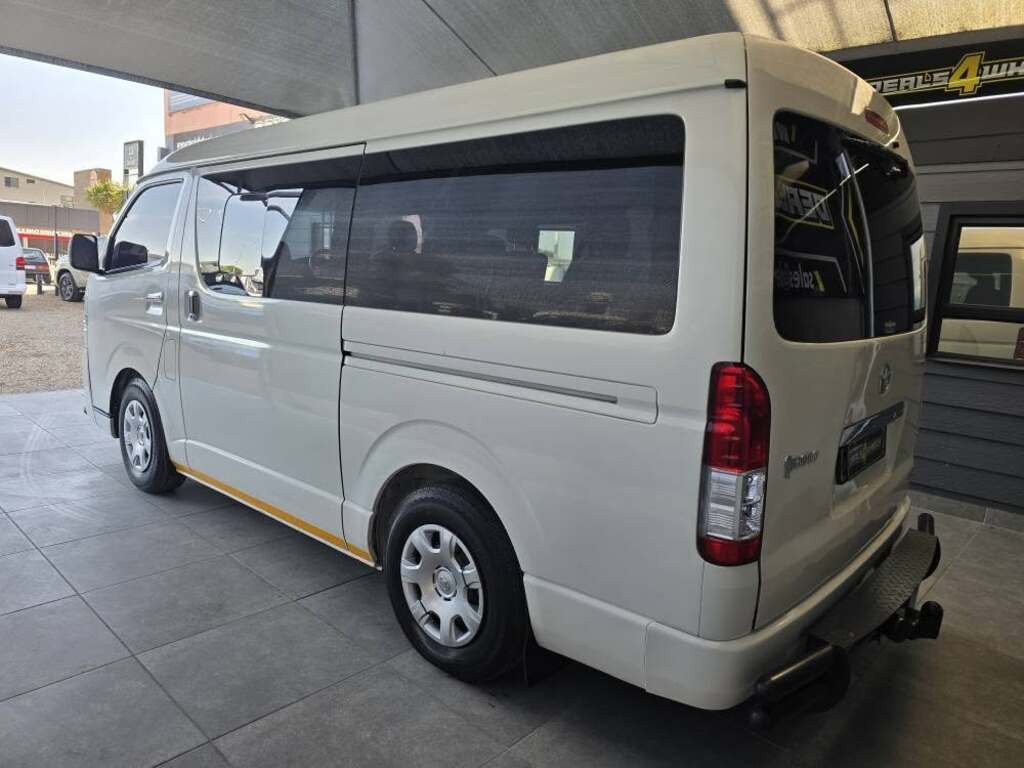 2016 TOYOTA QUANTUM 2.5 D-4D 10 SEAT