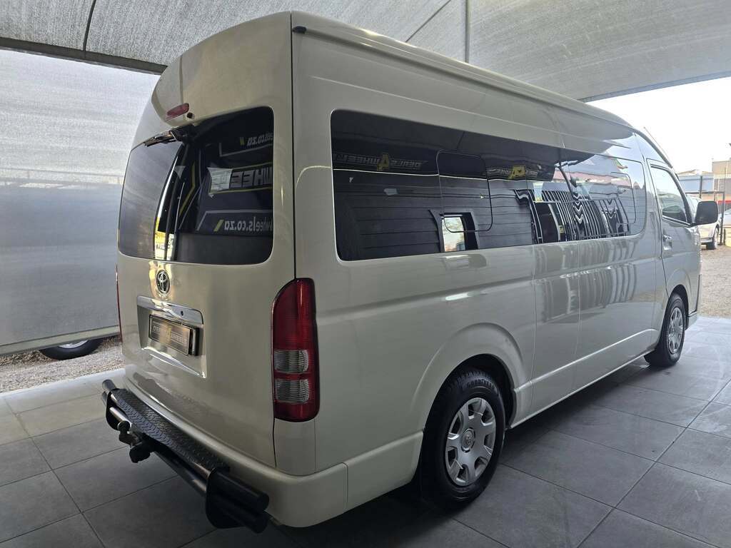 2020 TOYOTA QUANTUM HIACE 2.5 D-4D 14 SEAT