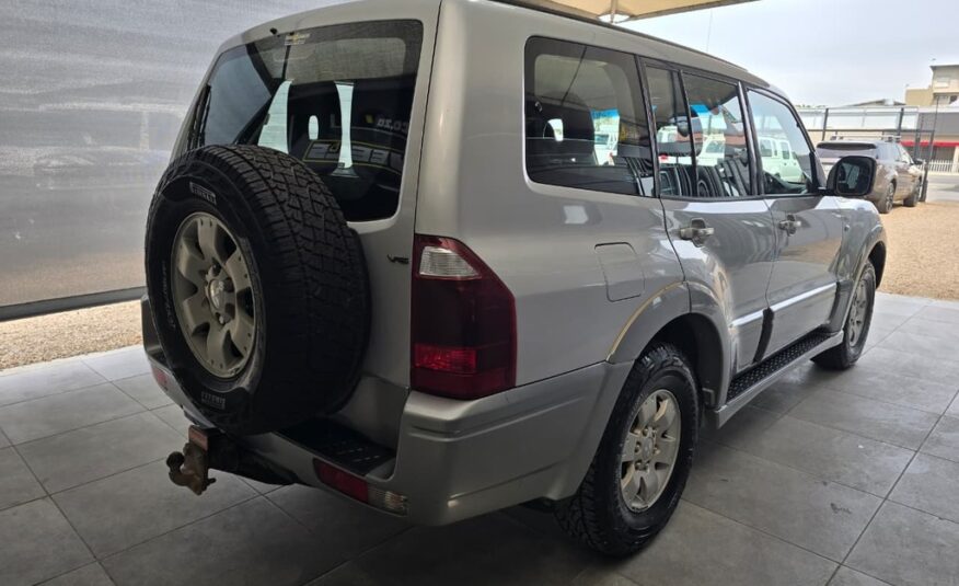 2003 MITSUBISHI PAJERO 3500i A/T 5Dr