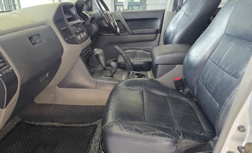 2003 MITSUBISHI PAJERO 3500i A/T 5Dr