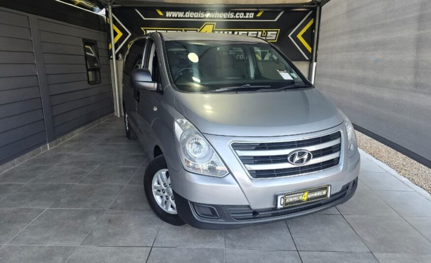 2016 HYUNDAI H-1 2.5 CRDi MULTICAB A/T 6 SEAT