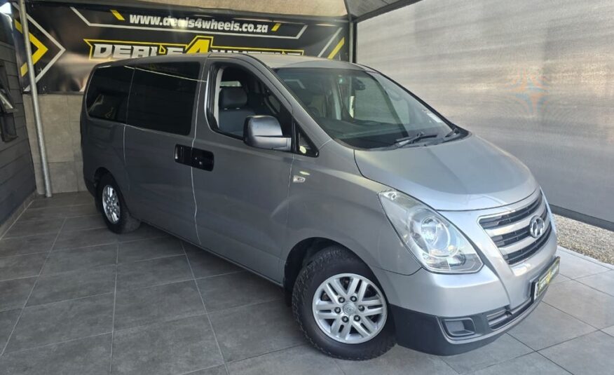 2016 HYUNDAI H-1 2.5 CRDi MULTICAB A/T 6 SEAT