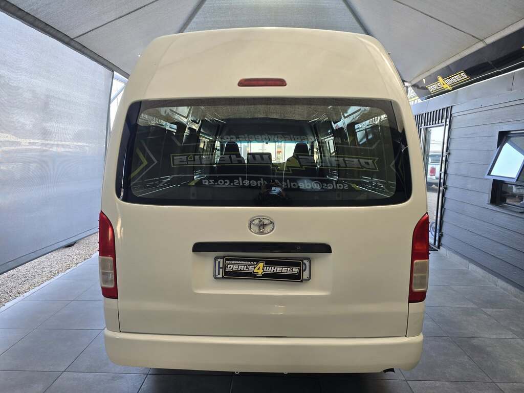 2018 TOYOTA QUANTUM 2.5 D-4D LWB F/C P/V