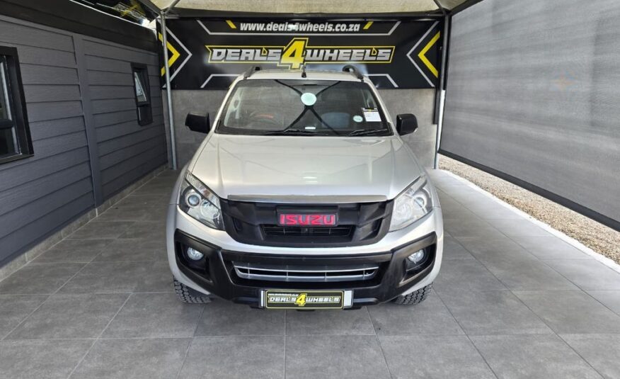 2015 ISUZU KB 300 D-TEQ LX A/T P/U D/C