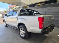 2015 ISUZU KB 300 D-TEQ LX A/T P/U D/C
