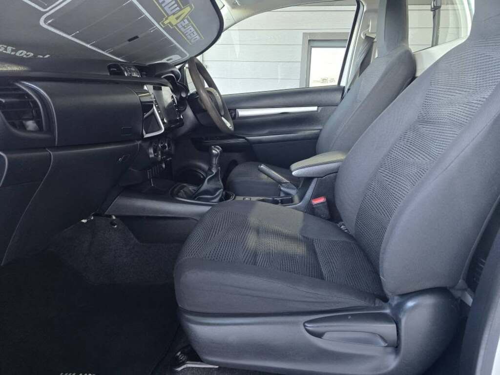 2022 TOYOTA HILUX 2.4 GD-6 RB RAIDER P/U S/C