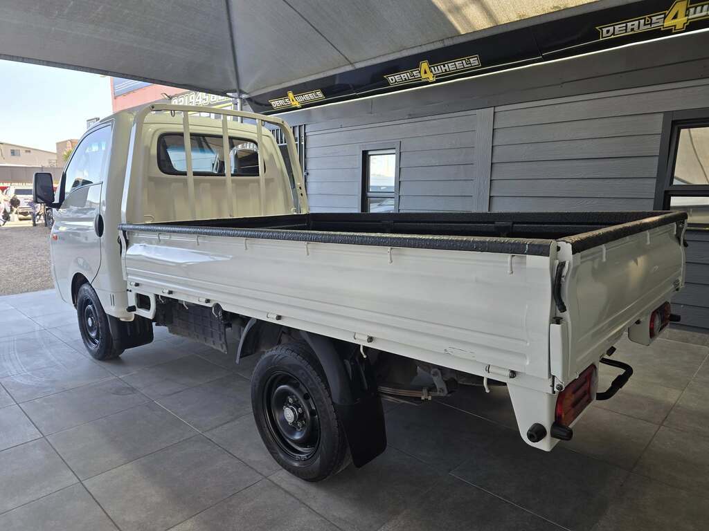 2020 HYUNDAI H100 2.6D F/C C/C