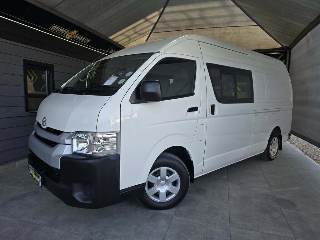 2018 TOYOTA QUANTUM 2.5 D-4D CREWCAB F/C P/V