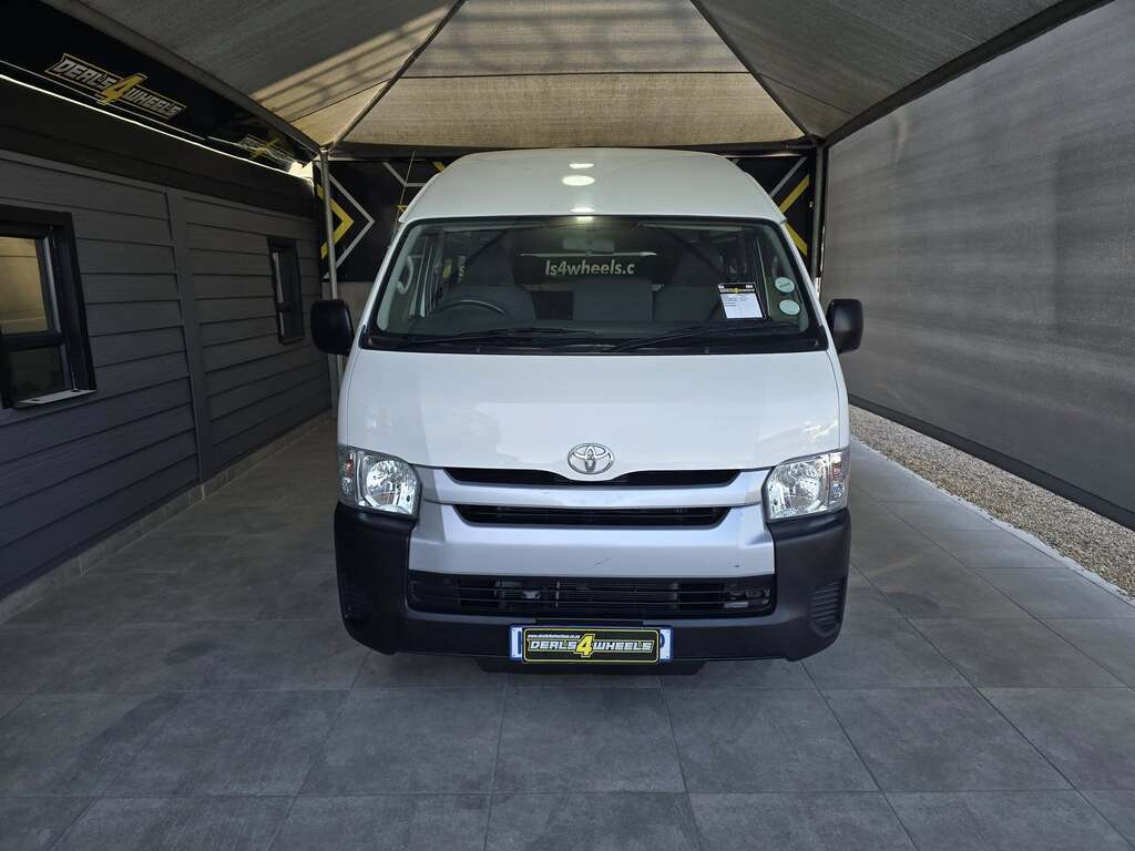 2018 TOYOTA QUANTUM 2.5 D-4D CREWCAB F/C P/V