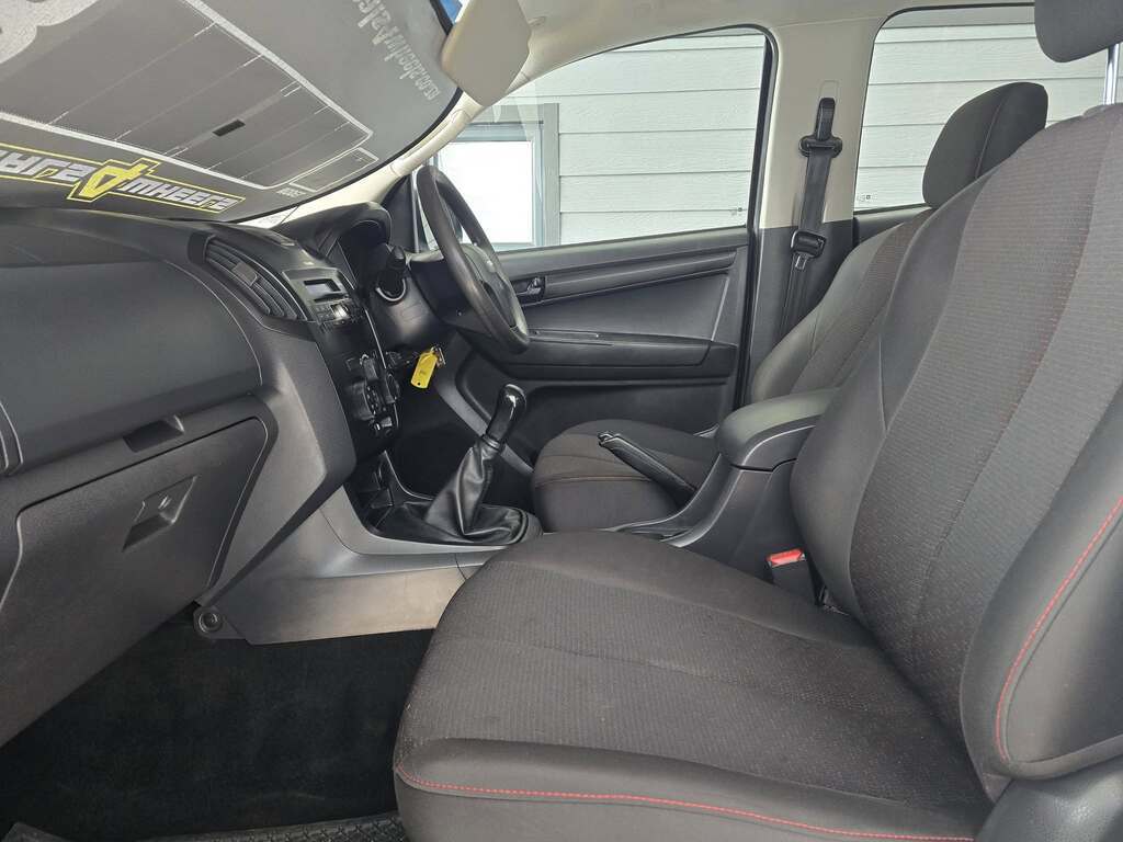 2017 ISUZU KB 250 D-TEQ HO HI RIDER P/U D/C