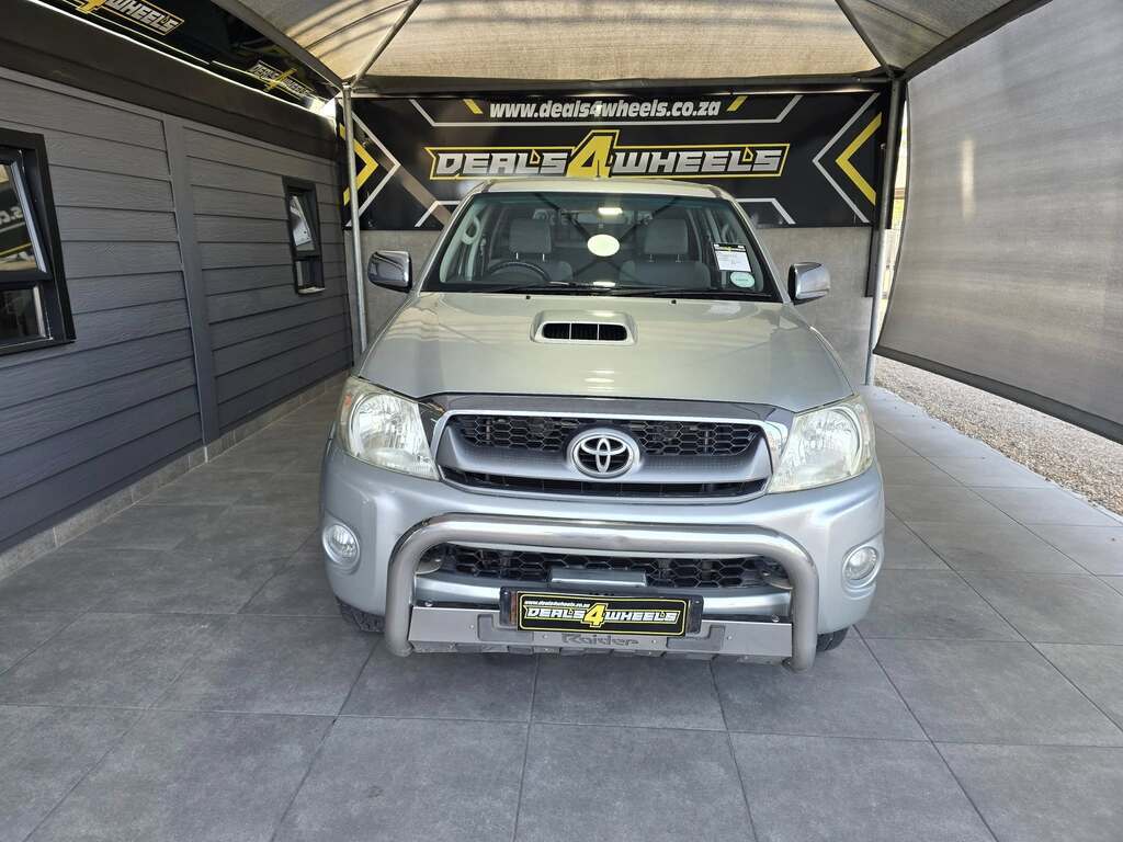 2010 TOYOTA HILUX 3.0 D-4D RAIDER R/B P/U D/C