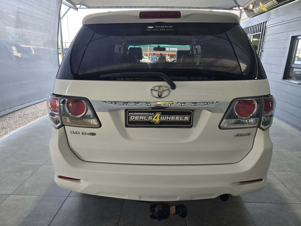 2011 TOYOTA FORTUNER 3.0D-4D 4X4