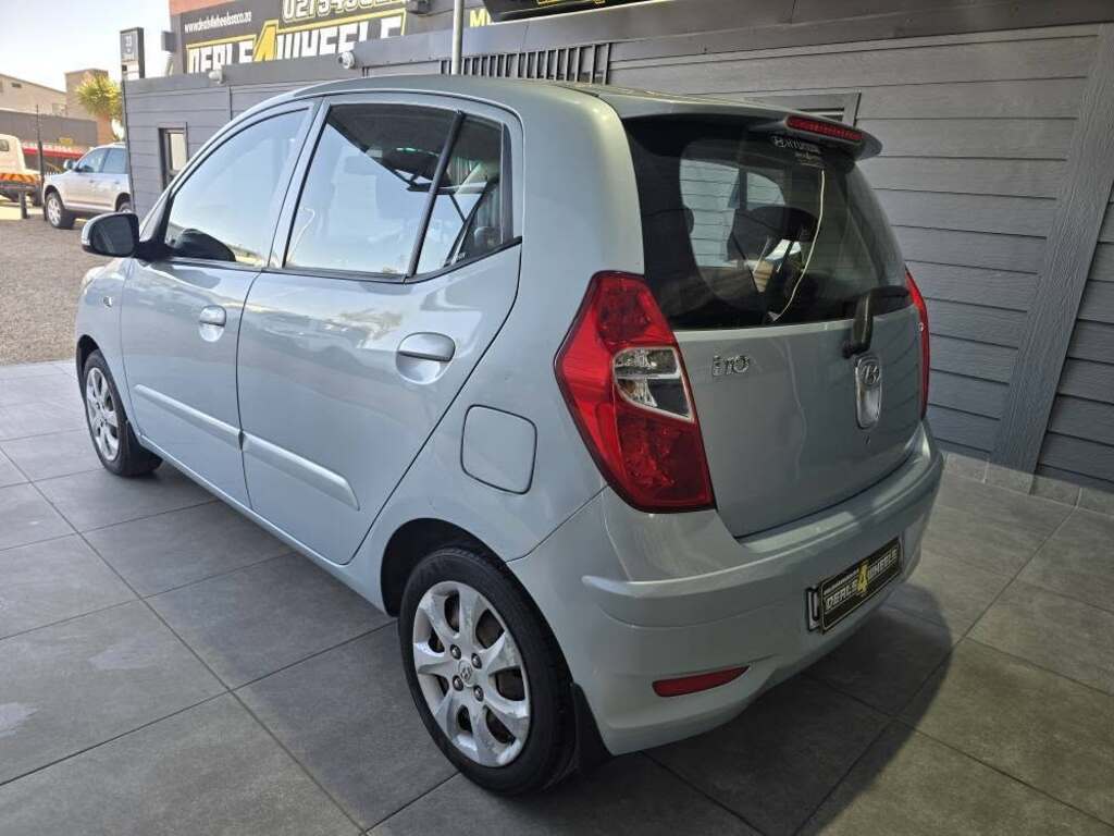 2013 HYUNDAI i10 1.25 GLS/FLUID