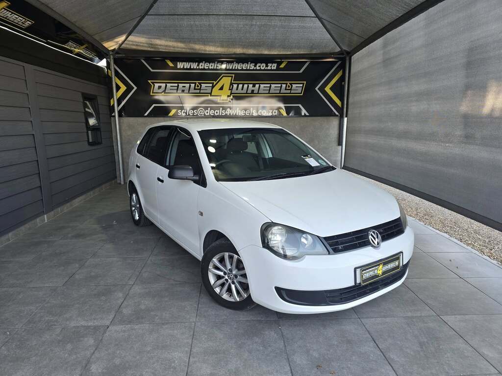 2013 VOLKSWAGEN POLO VIVO 1.4 TRENDLINE 5Dr