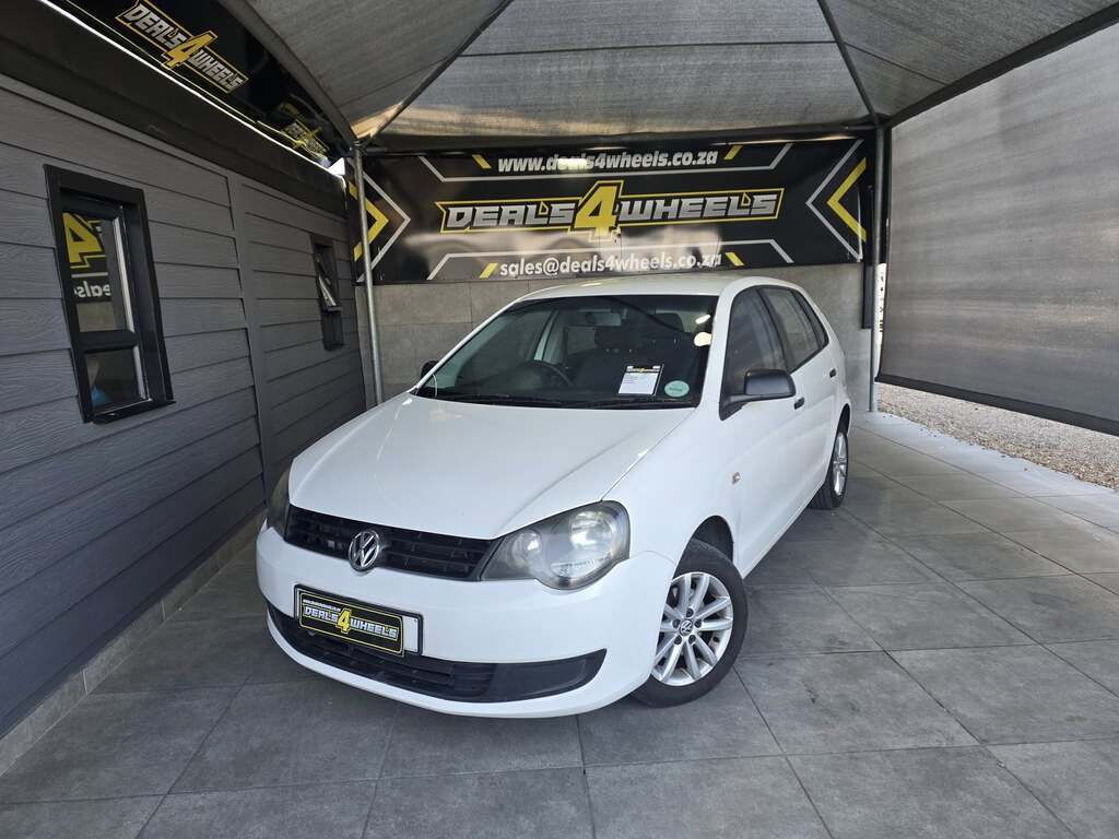 2013 VOLKSWAGEN POLO VIVO 1.4 TRENDLINE 5Dr
