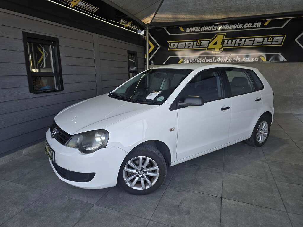 2013 VOLKSWAGEN POLO VIVO 1.4 TRENDLINE 5Dr
