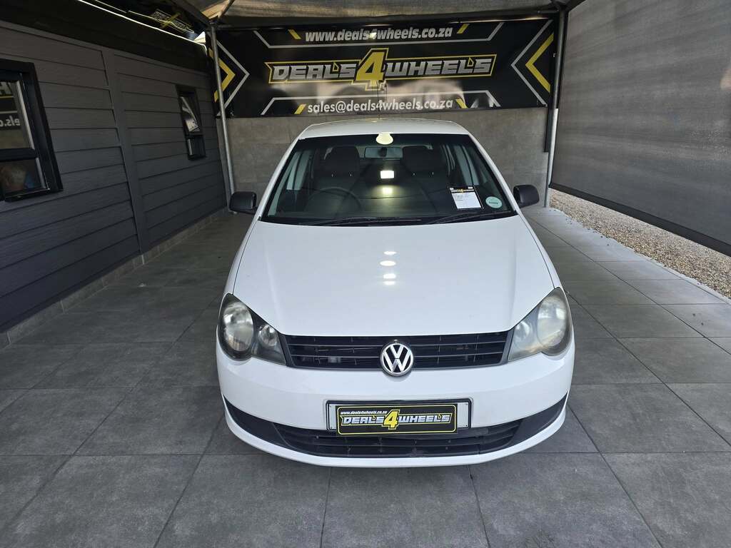 2013 VOLKSWAGEN POLO VIVO 1.4 TRENDLINE 5Dr