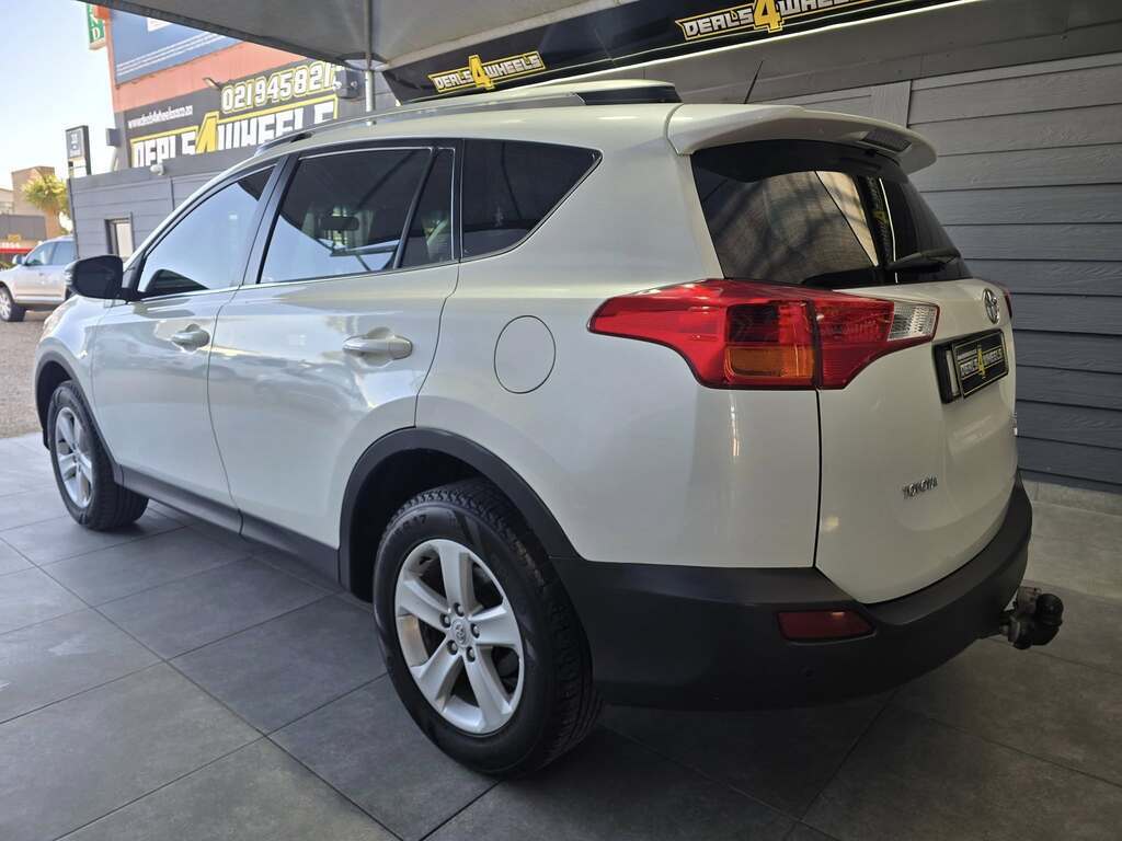 2014 TOYOTA RAV4 2.2D-4D GX