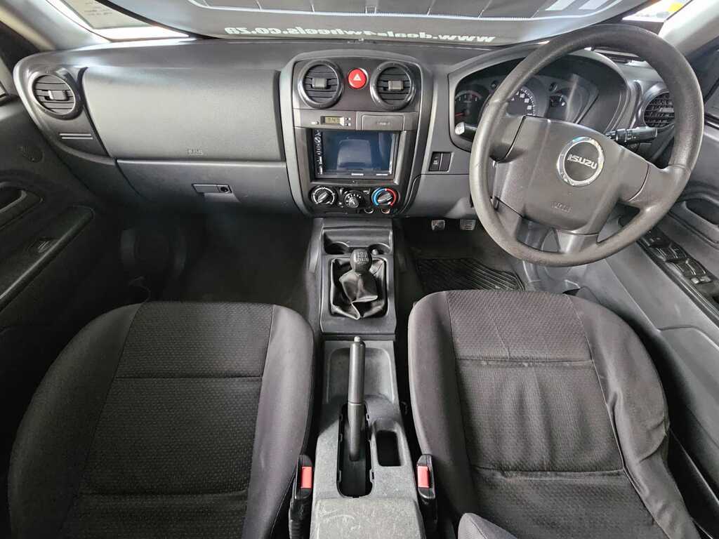 2010 ISUZU KB250D-TEQ LE P/U D/C