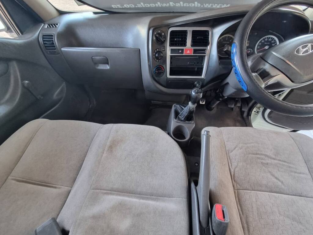 2017 HYUNDAI H100 2.6D F/C C/C