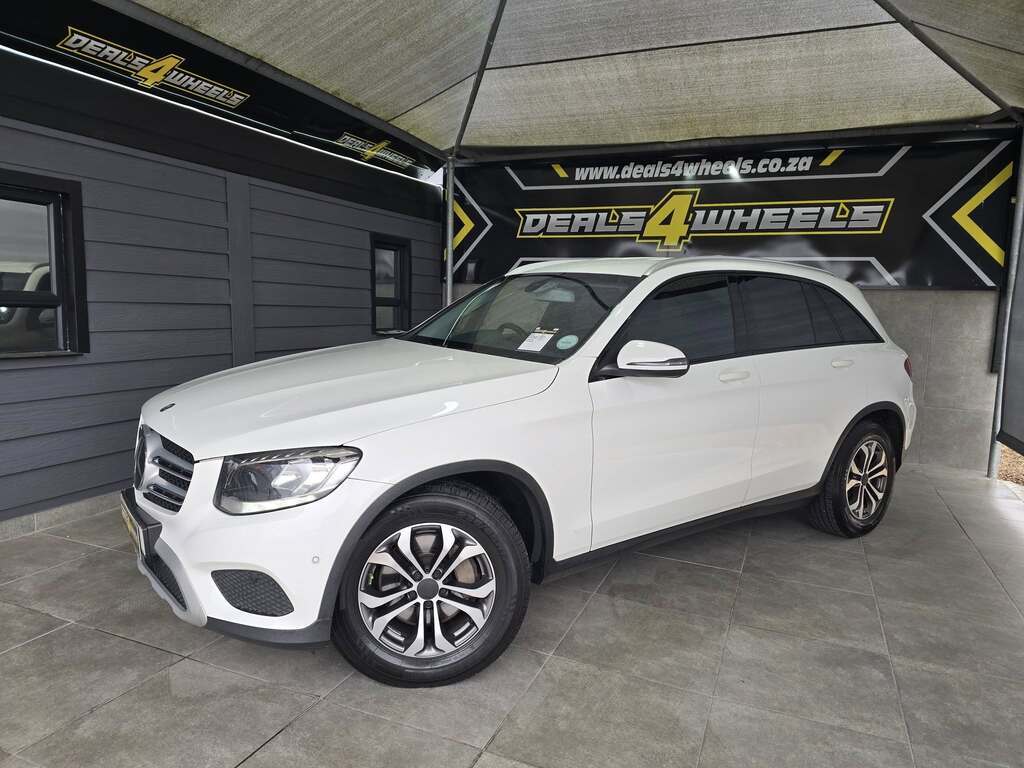 2016 MERCEDES-BENZ GLC 220d