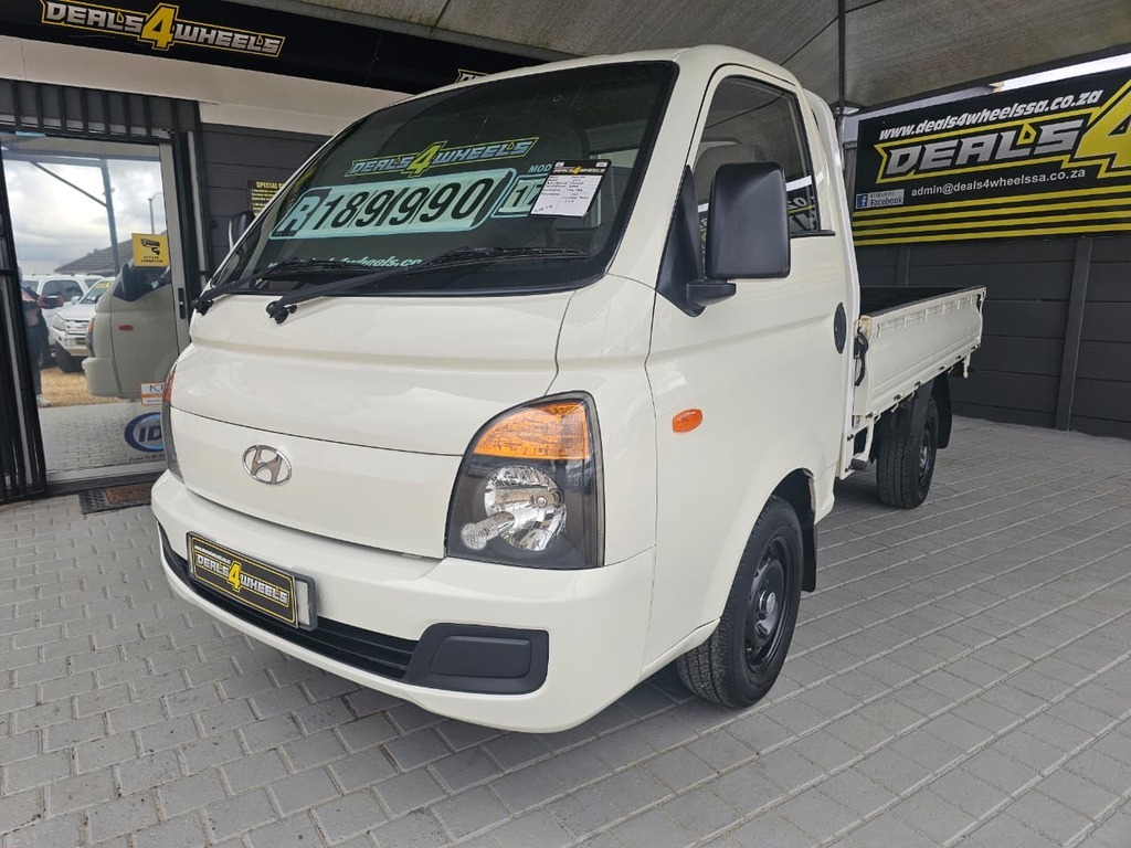 2017 HYUNDAI H100 2.6D F/C D/S