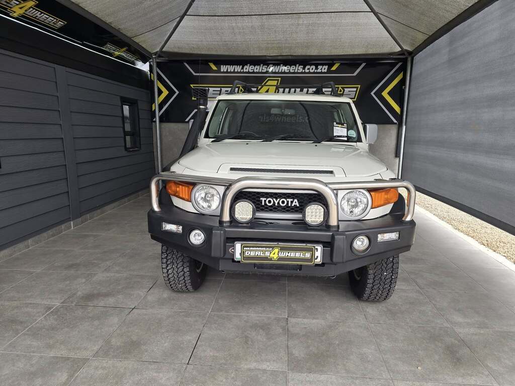 2012 TOYOTA L/CRUISER FJ 4.0 V6 CRUISER