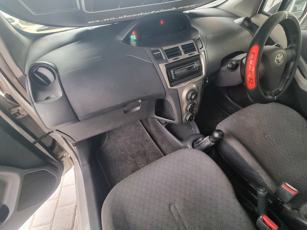 2011 TOYOTA YARIS ZEN3 ACS 5Dr