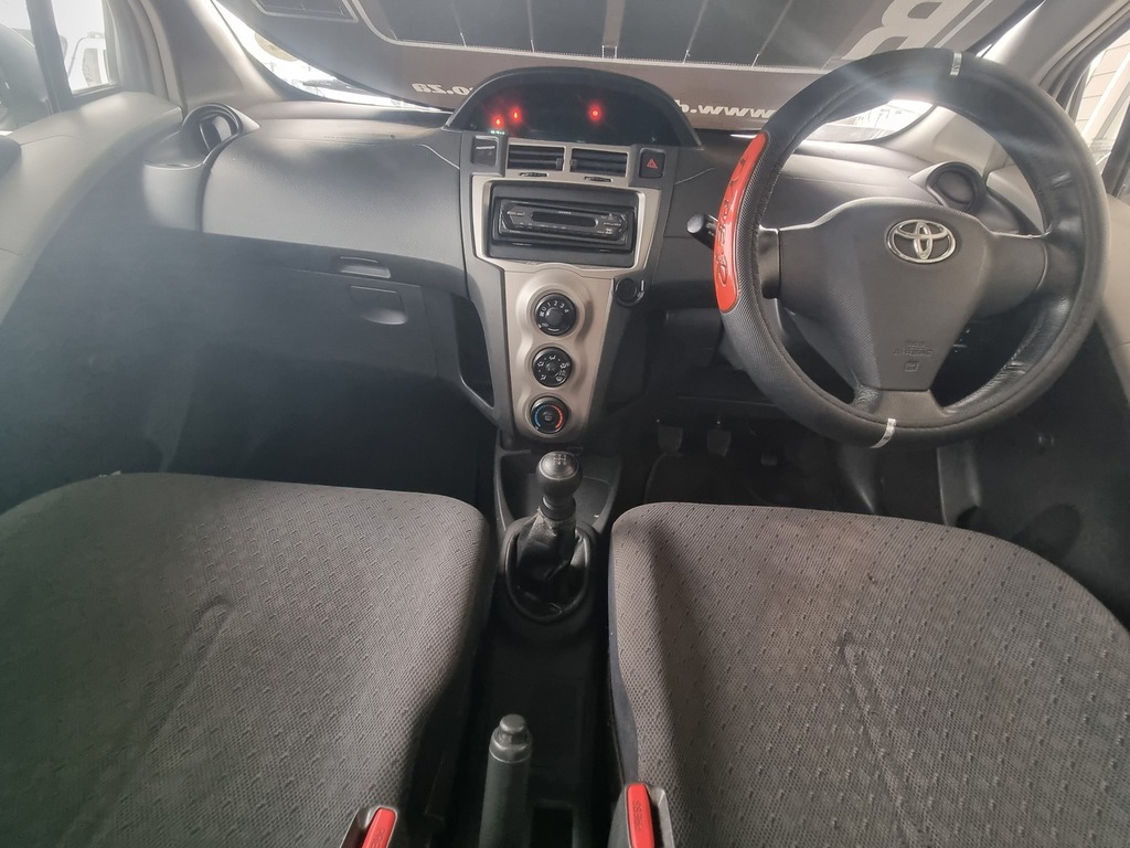 2011 TOYOTA YARIS ZEN3 ACS 5Dr