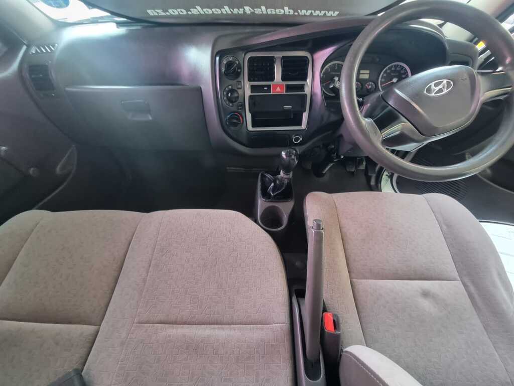 2017 HYUNDAI H100 2.6D A/C F/C D/S