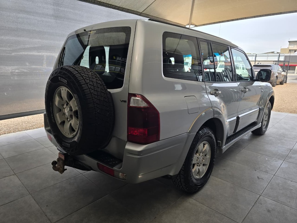 2003 MITSUBISHI PAJERO 3500i A/T 5Dr