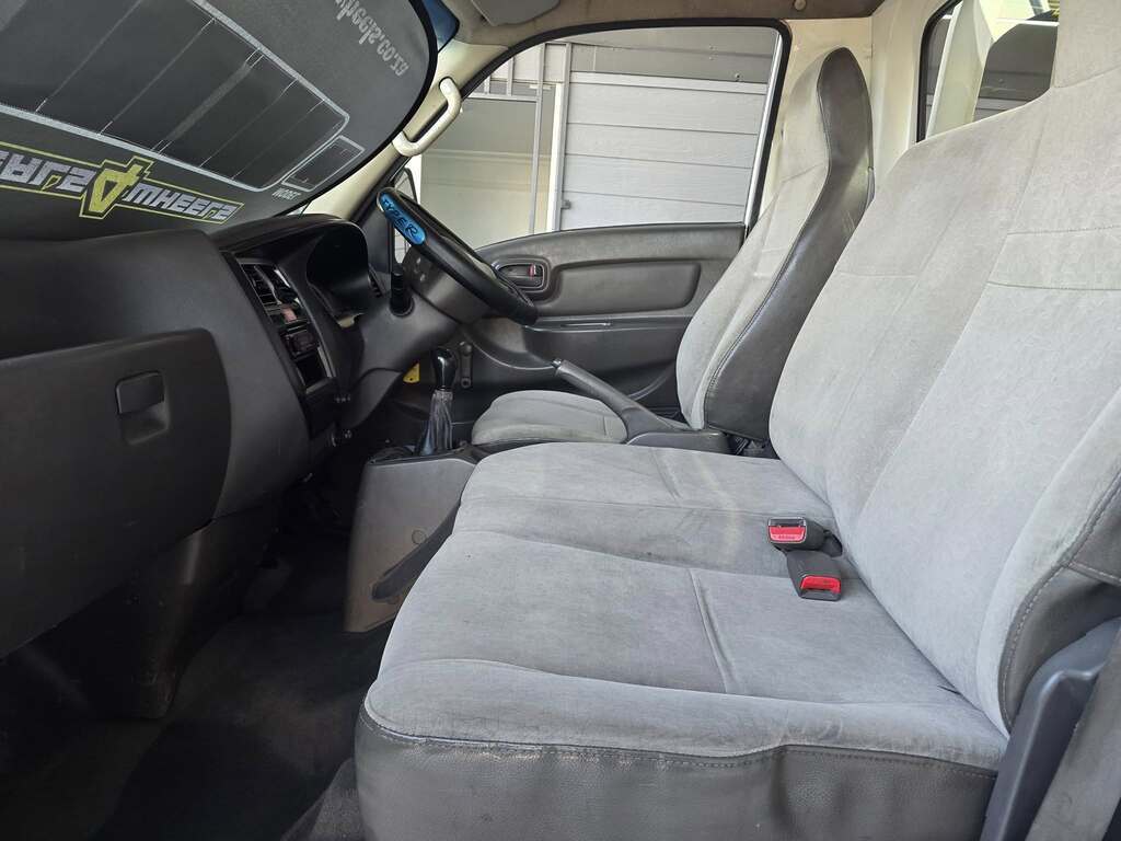 2017 HYUNDAI H100 2.6D F/C C/C