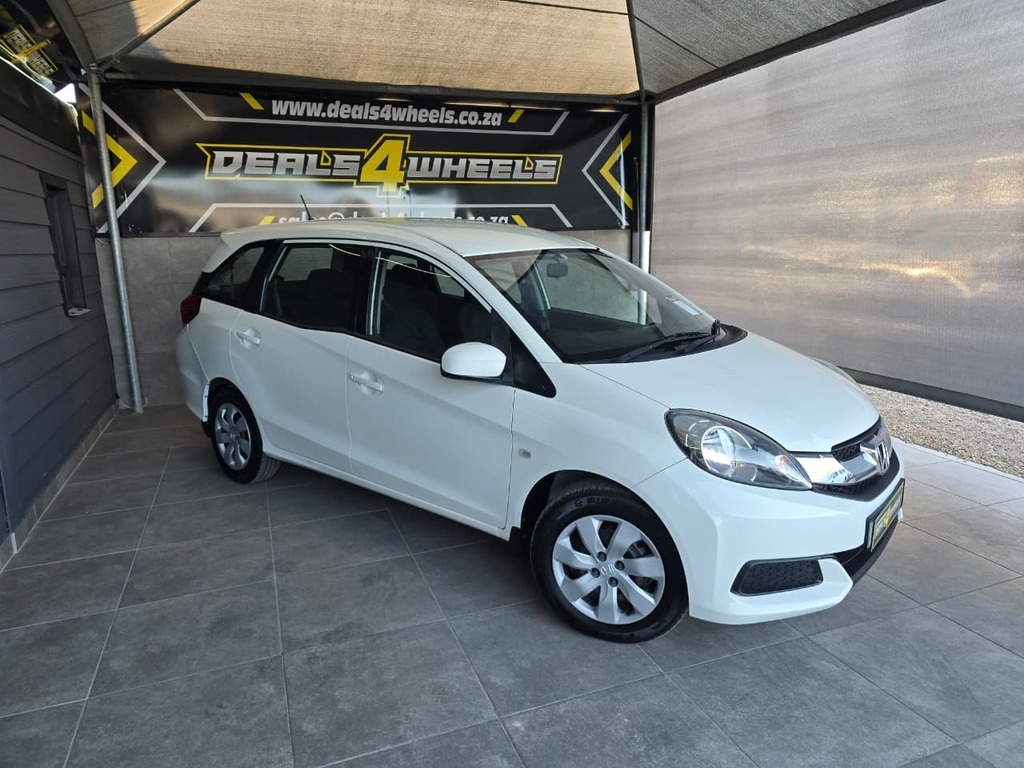 2014 HONDA MOBILIO 1.5 TREND