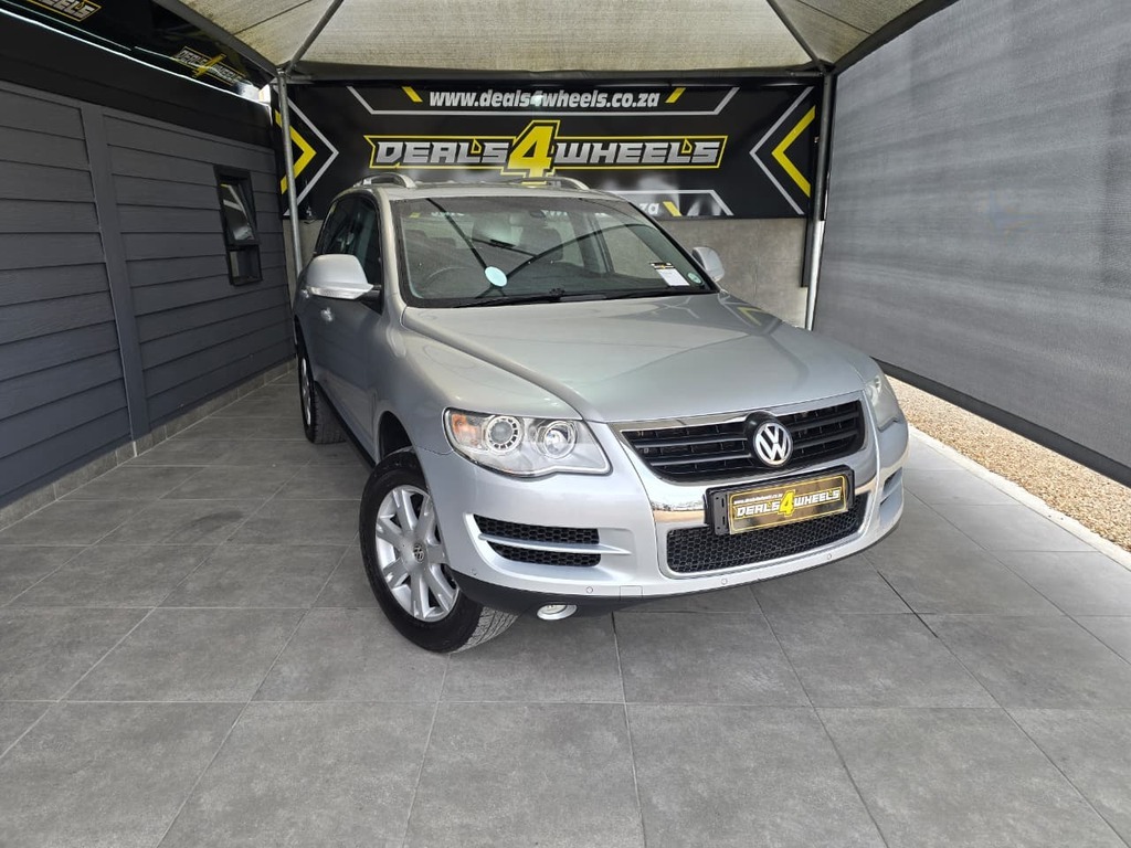 VOLKSWAGEN TOUAREG