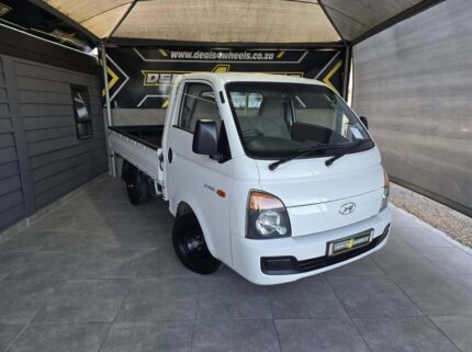 HYUNDAI H100 / BAKKIE