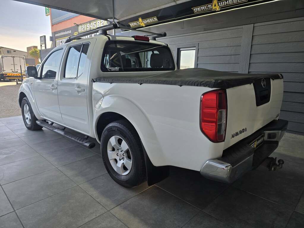 2010 NISSAN NAVARA 2.5 dCi P/U D/C