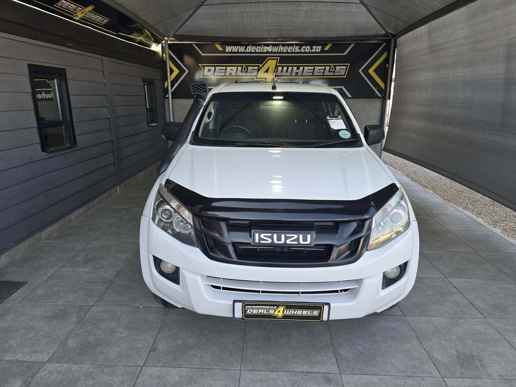 2013 ISUZU KB 300 D-TEQ LX 4X4 P/U D/C