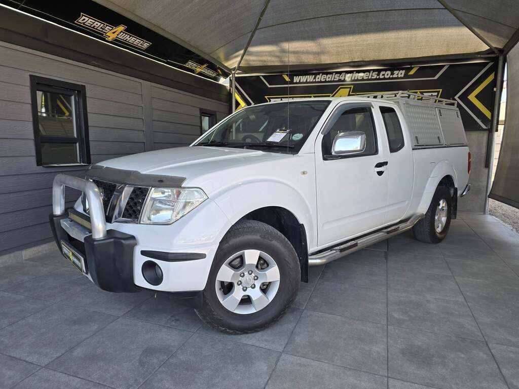 2013 NISSAN NAVARA 2.5 dCi XE K/CAB 4X4 P/U S/C