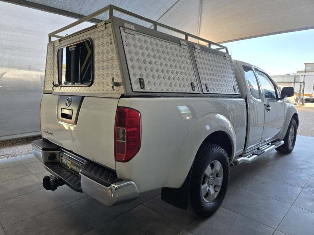 2013 NISSAN NAVARA 2.5 dCi XE K/CAB 4X4 P/U S/C