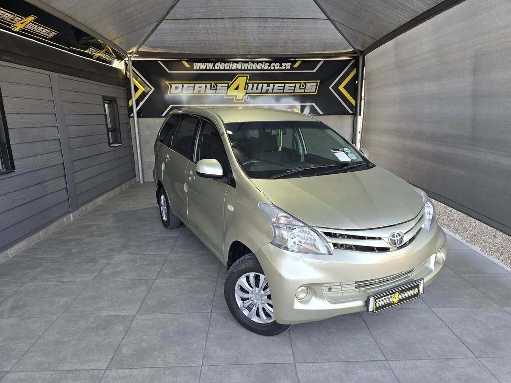TOYOTA AVANZA